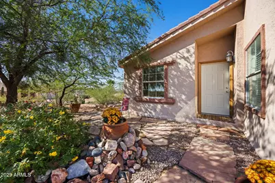 42210 N Castle Hot Springs Road N, Morristown, AZ 85342 - Photo 4