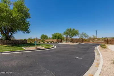 18115 W Desert View Lane, Goodyear, AZ 85338 - Photo 46
