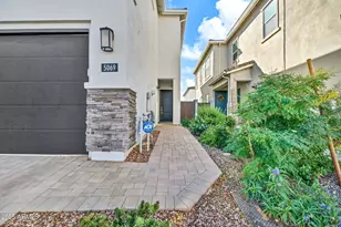 5069 E Anderson Dr, Scottsdale, AZ 85254 - Photo 2