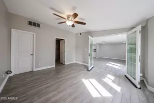 5523 W Palm Ln, Phoenix, AZ 85035 - Photo 18