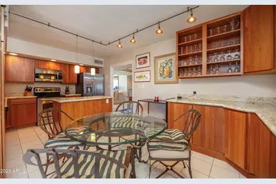 2323 N Central Avenue #1704, Phoenix, AZ 85004 - Photo 8