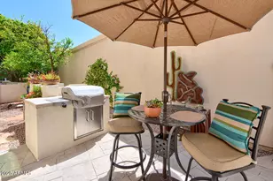 10477 N 101st Pl, Scottsdale, AZ 85258 - Photo 12