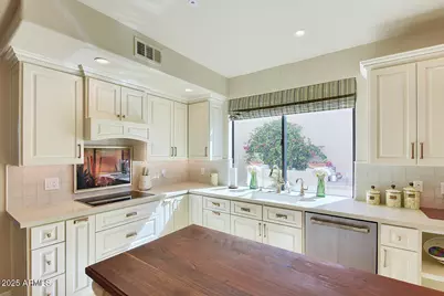 10477 N 101st Place, Scottsdale, AZ 85258 - Photo 14