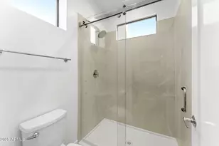 4220 N 32nd St, Phoenix, AZ 85018 - Photo 16