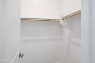 10231 S 20th Ln, Phoenix, AZ 85041 - Photo 18