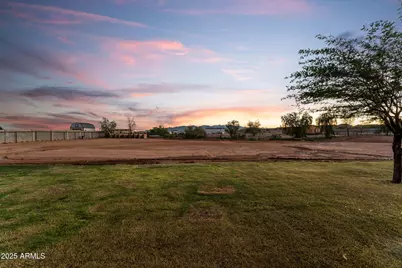 22227 W Dixileta Drive, Wittmann, AZ 85361 - Photo 4