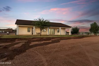 22227 W Dixileta Drive, Wittmann, AZ 85361 - Photo 40
