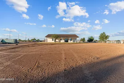 22227 W Dixileta Drive, Wittmann, AZ 85361 - Photo 30