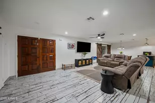 1618 E Greenway St, Mesa, AZ 85203 - Photo 8