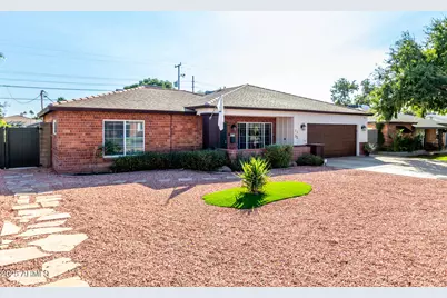 1135 E Lawrence Road, Phoenix, AZ 85014 - Photo 2