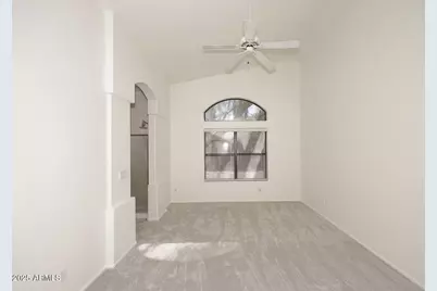 257 E Ashurst Drive, Phoenix, AZ 85048 - Photo 4