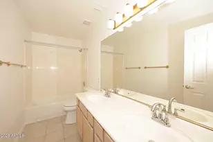 257 E Ashurst Dr, Phoenix, AZ 85048 - Photo 20