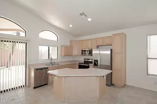 257 E Ashurst Dr, Phoenix, AZ 85048 - Photo 18