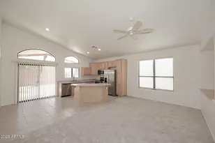 257 E Ashurst Dr, Phoenix, AZ 85048 - Photo 14