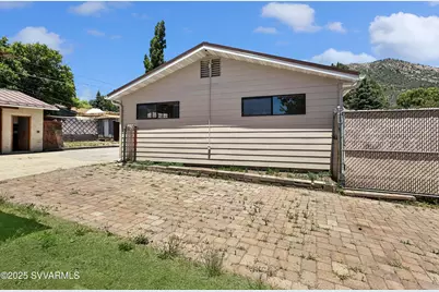 3219 N Manor Road, Flagstaff, AZ 86004 - Photo 20