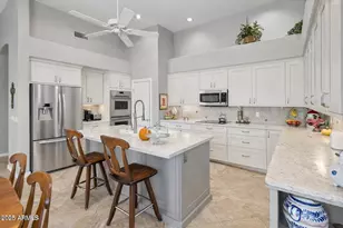 8201 E Kalil Dr, Scottsdale, AZ 85260 - Photo 14