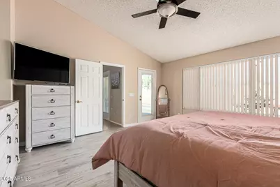 3834 E Goldfinch Gate Lane, Phoenix, AZ 85044 - Photo 36