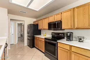 3834 E Goldfinch Gate Ln, Phoenix, AZ 85044 - Photo 34