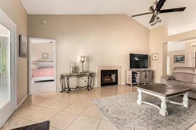 3834 E Goldfinch Gate Lane, Phoenix, AZ 85044 - Photo 32