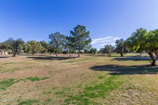 3535 W Tierra Buena Ln, Phoenix, AZ 85053 - Photo 30