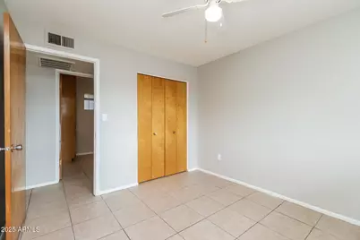 826 E 4th Place #B, Mesa, AZ 85203 - Photo 8