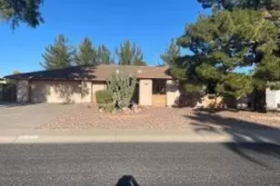 12826 W Crystal Lake Dr, Sun City West, AZ 85375 - Photo 2