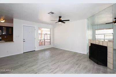 93 N Cooper Road #32, Chandler, AZ 85225 - Photo 2