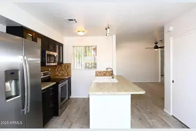 93 N Cooper Road #32, Chandler, AZ 85225 - Photo 4