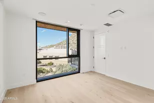 4849 N Camelback Ridge Rd, Scottsdale, AZ 85251 - Photo 10