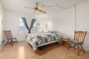 11065 W Edgewood Dr, Sun City, AZ 85351 - Photo 18