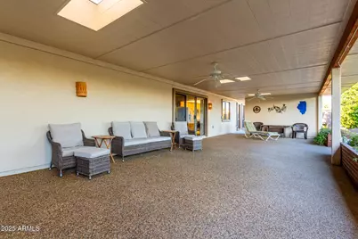 11065 W Edgewood Drive, Sun City, AZ 85351 - Photo 4