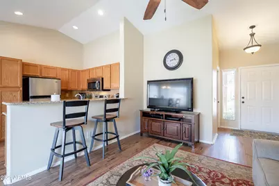 1802 E Peach Tree Drive, Chandler, AZ 85249 - Photo 8