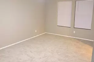 2014 S Falcon Dr, Gilbert, AZ 85295 - Photo 14