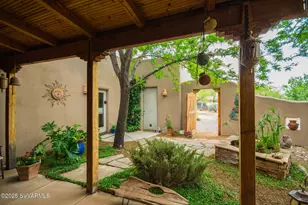 10425 E Willow Dr, Cornville, AZ 86325 - Photo 6