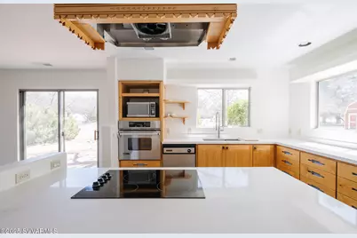 10425 E Willow Drive, Cornville, AZ 86325 - Photo 16