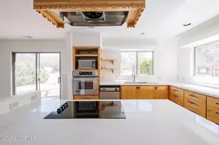 10425 E Willow Dr, Cornville, AZ 86325 - Photo 16