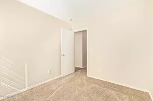 15440 W Mauna Loa Ln, Surprise, AZ 85379 - Photo 20