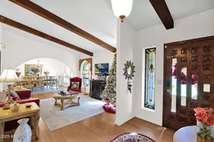 426 E Carol Ann Way, Phoenix, AZ 85022 - Photo 4