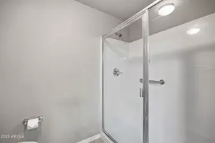 17850 N 68th St, Phoenix, AZ 85054 - Photo 34