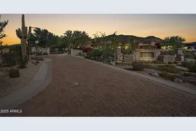 3530 N Crystal Peak Circle #9, Mesa, AZ 85207 - Photo 6