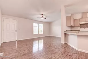 8601 N 103rd Ave, Peoria, AZ 85345 - Photo 6