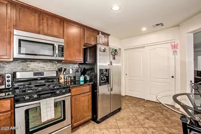 2253 S Ponderosa Drive, Gilbert, AZ 85295 - Photo 4