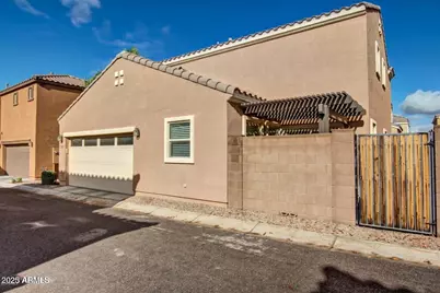 2253 S Ponderosa Drive, Gilbert, AZ 85295 - Photo 12