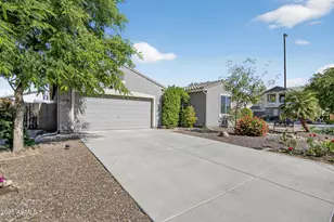 984 E Rojo Way, Gilbert, AZ 85297 - Photo 1