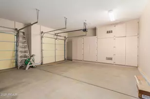 18044 W Tierra Del Sol Dr, Surprise, AZ 85387 - Photo 26