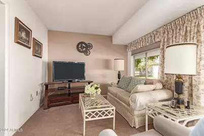 10728 W Cheryl Drive, Sun City, AZ 85351 - Photo 12