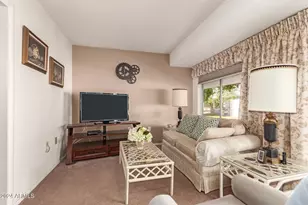 10728 W Cheryl Dr, Sun City, AZ 85351 - Photo 12