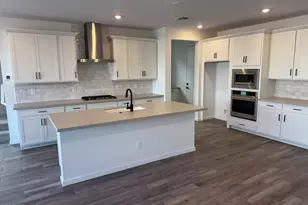 2453 W Maximo Wy, Phoenix, AZ 85085 - Photo 2