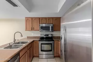 122 S Hardy Dr, Tempe, AZ 85281 - Photo 16