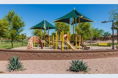 690 W Dragon Tree Avenue, Queen Creek, AZ 85140 - Photo 36